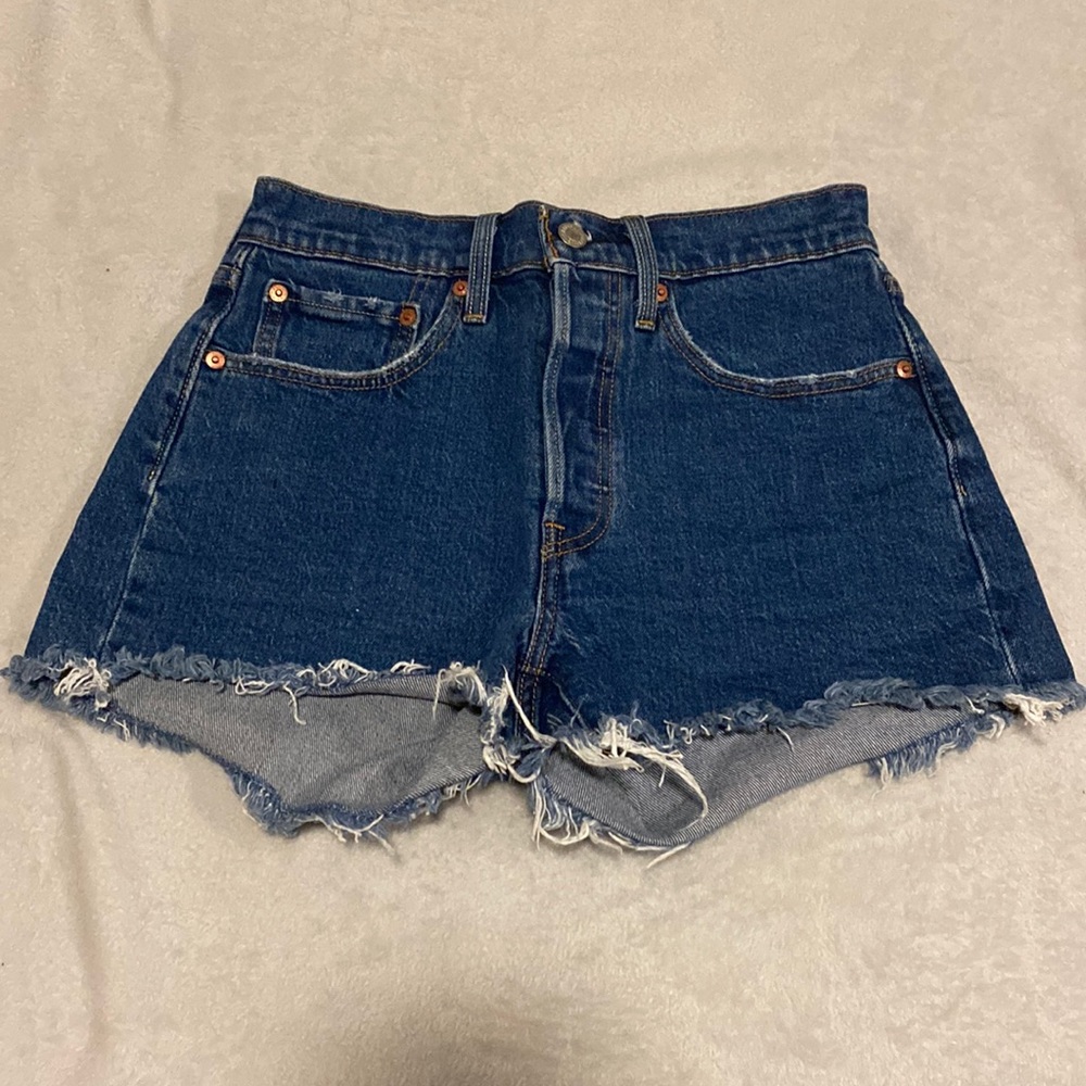 NWOT Levi's 501 Denim Shorts
